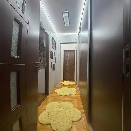 Cu Tampa La Fereastra - Spacious With Mountain View & 2 Free Parking Spaces Brasov