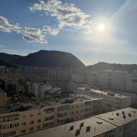 Cu Tampa La Fereastra - Spacious With Mountain View & 2 Free Parking Spaces Apartment